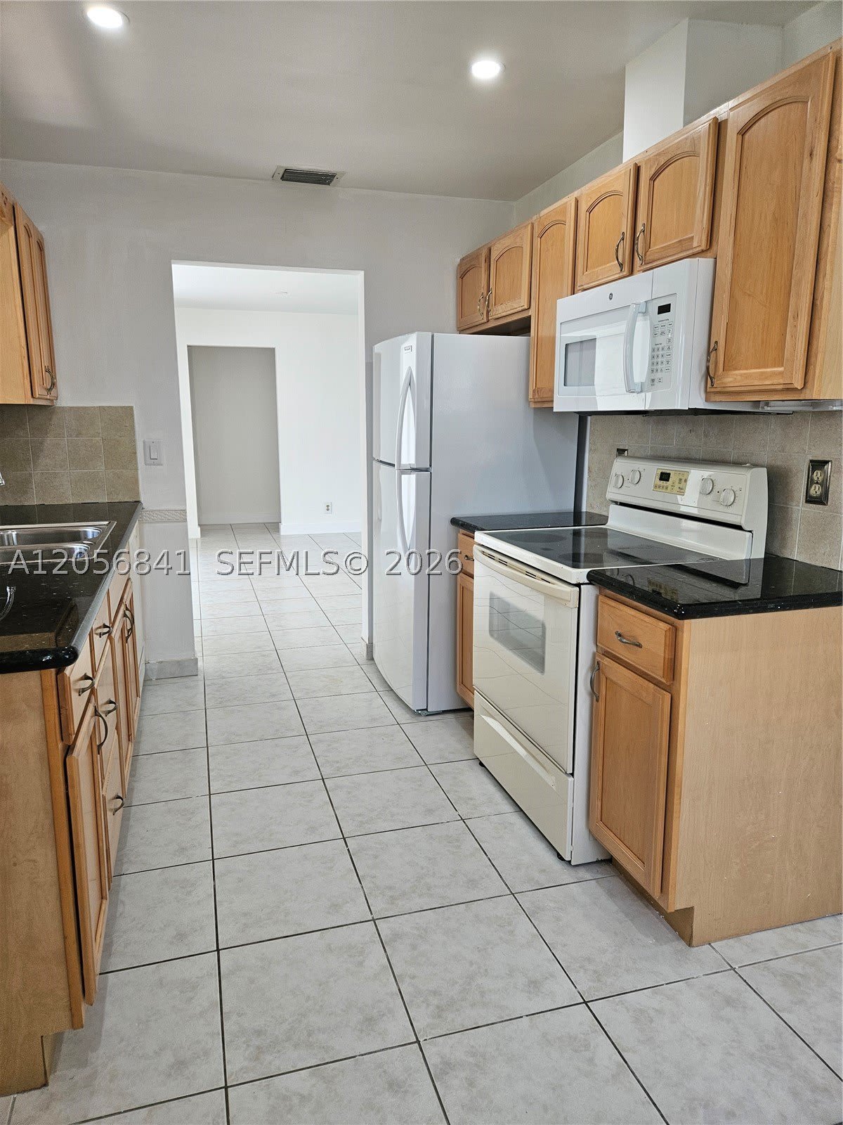 1400 Nw 90Th Way – photo 5