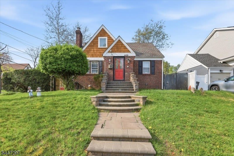 409 Tryon Ave – photo 1