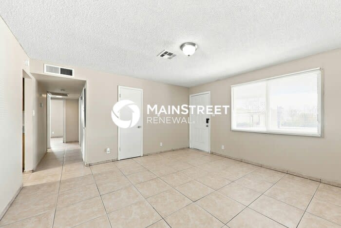 6231 West Highland Avenue – photo 4