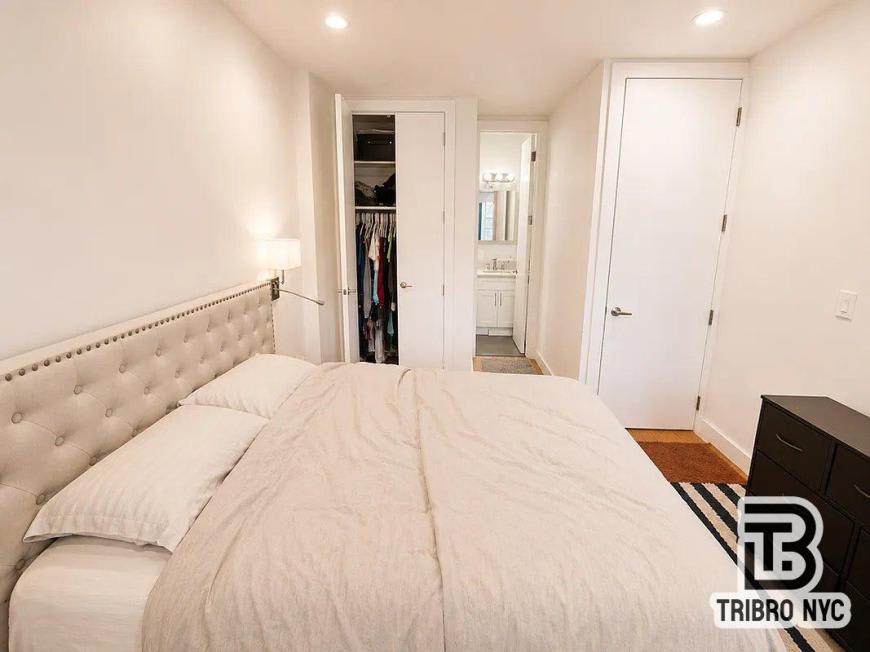 465 Eastern Parkway – photo 3