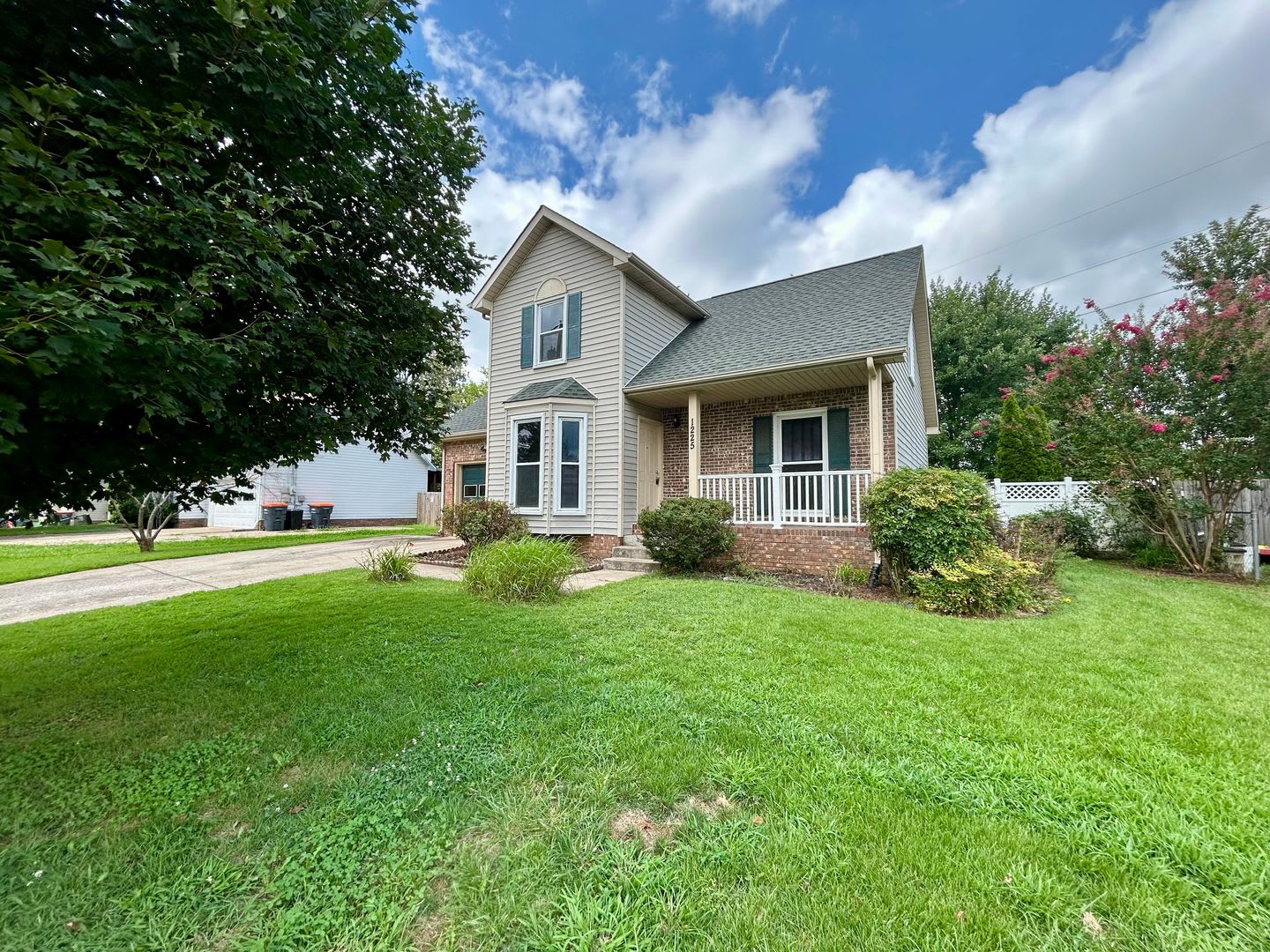 1225 Cobblestone Lane – photo 3