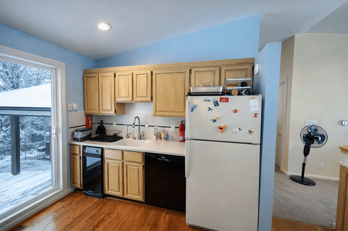 2470 Crooked Lake Rd – photo 3