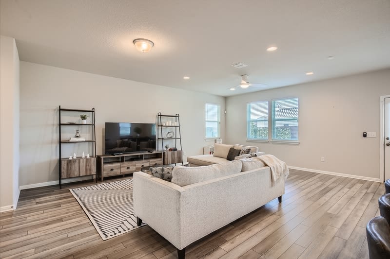 9604 Dawn Pearl Drive – photo 2