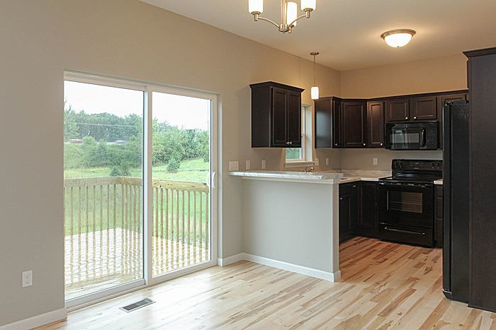 4 Bedroom, 3 bath close to University – photo 3
