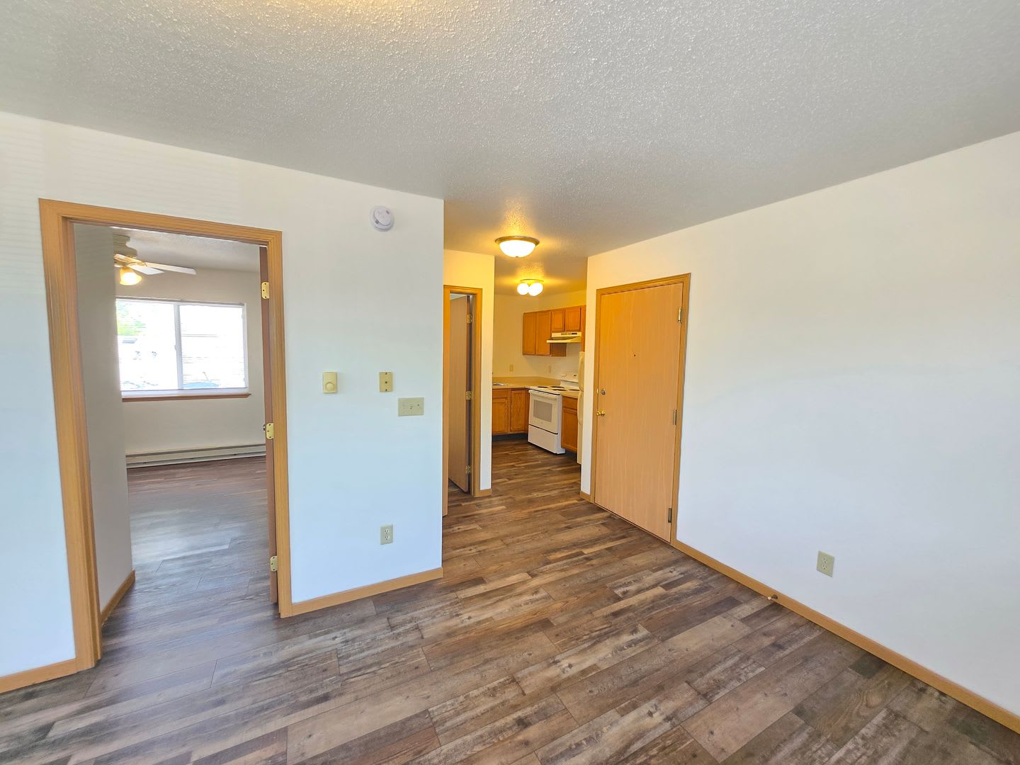 421 S. Williams Ave Apartments – photo 3