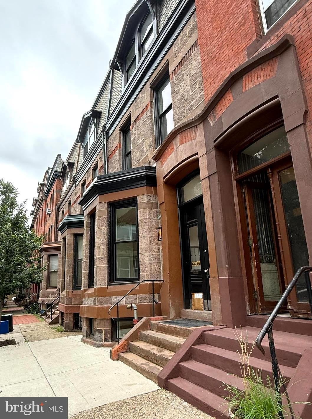 2303 Delancey Place – photo 2
