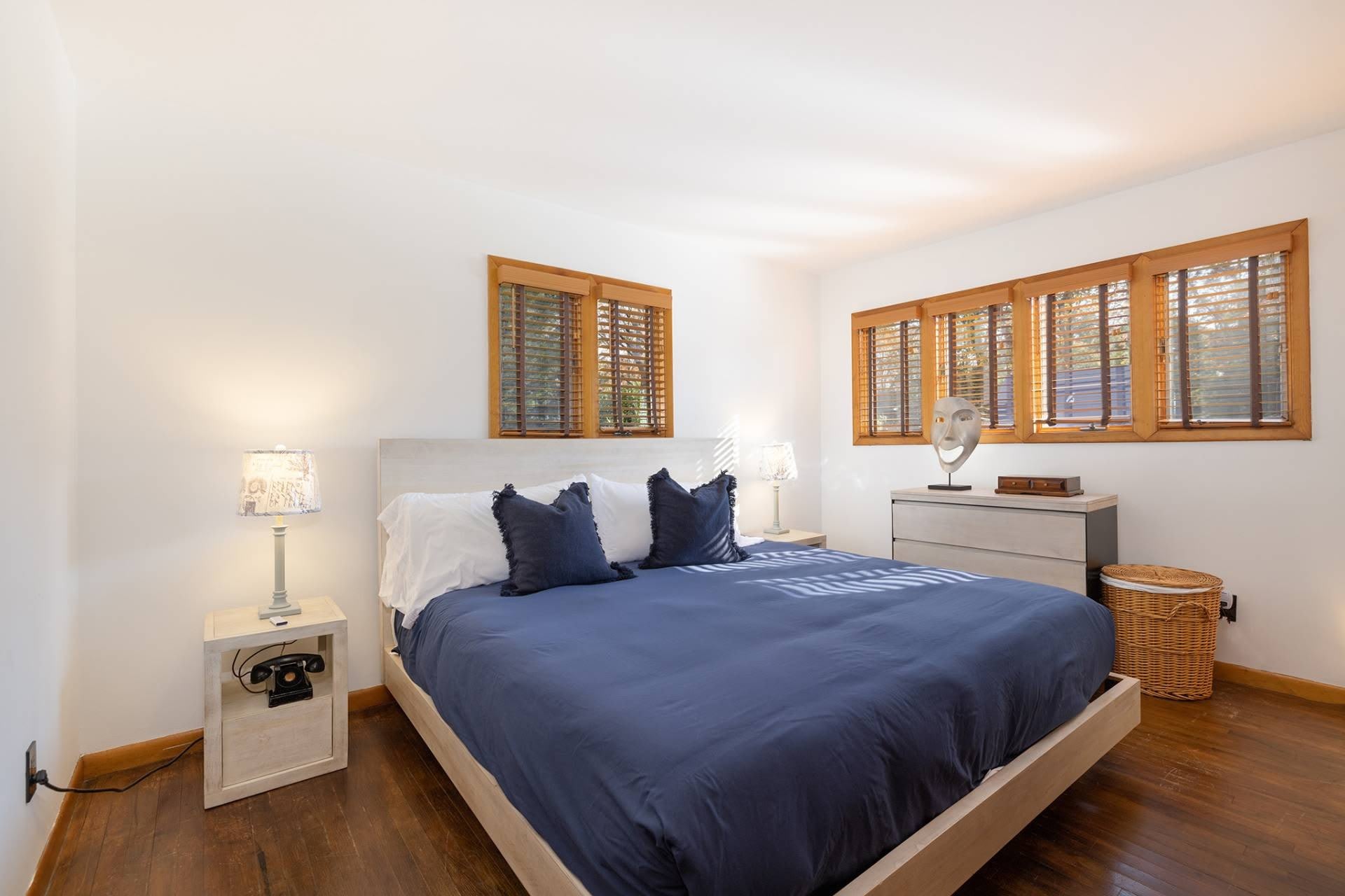 8 Susan Street – photo 3