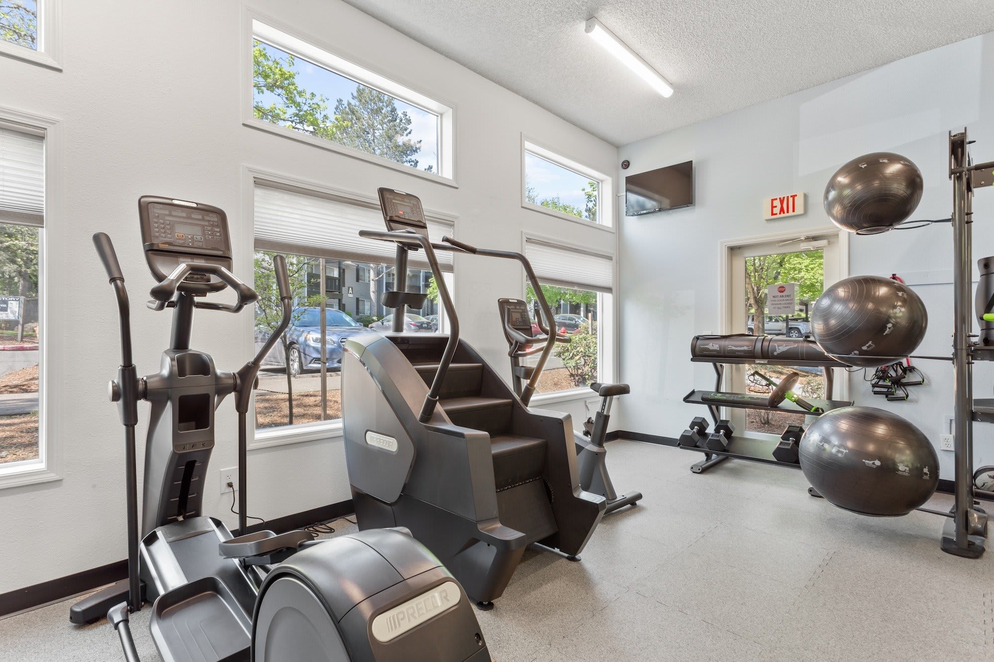 Cedar Crest – photo 4