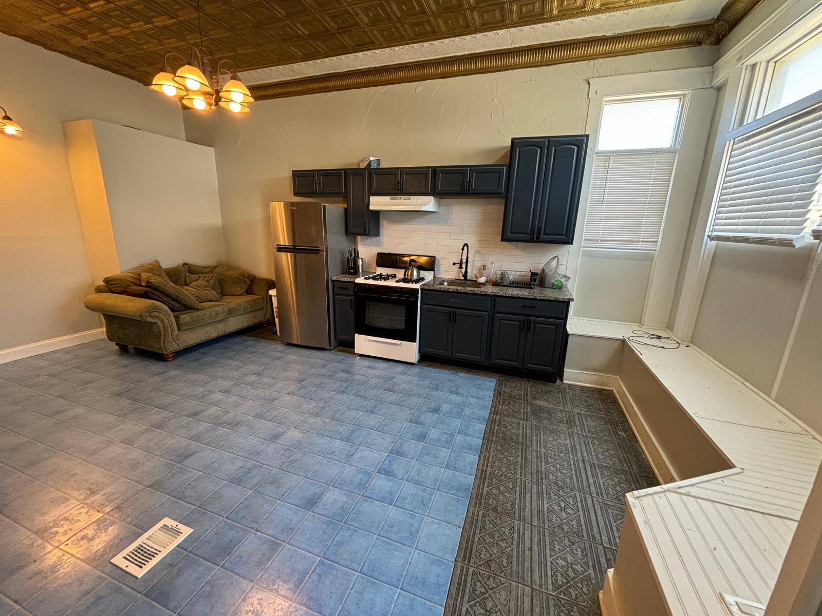 3260 West 105th Street – photo 2