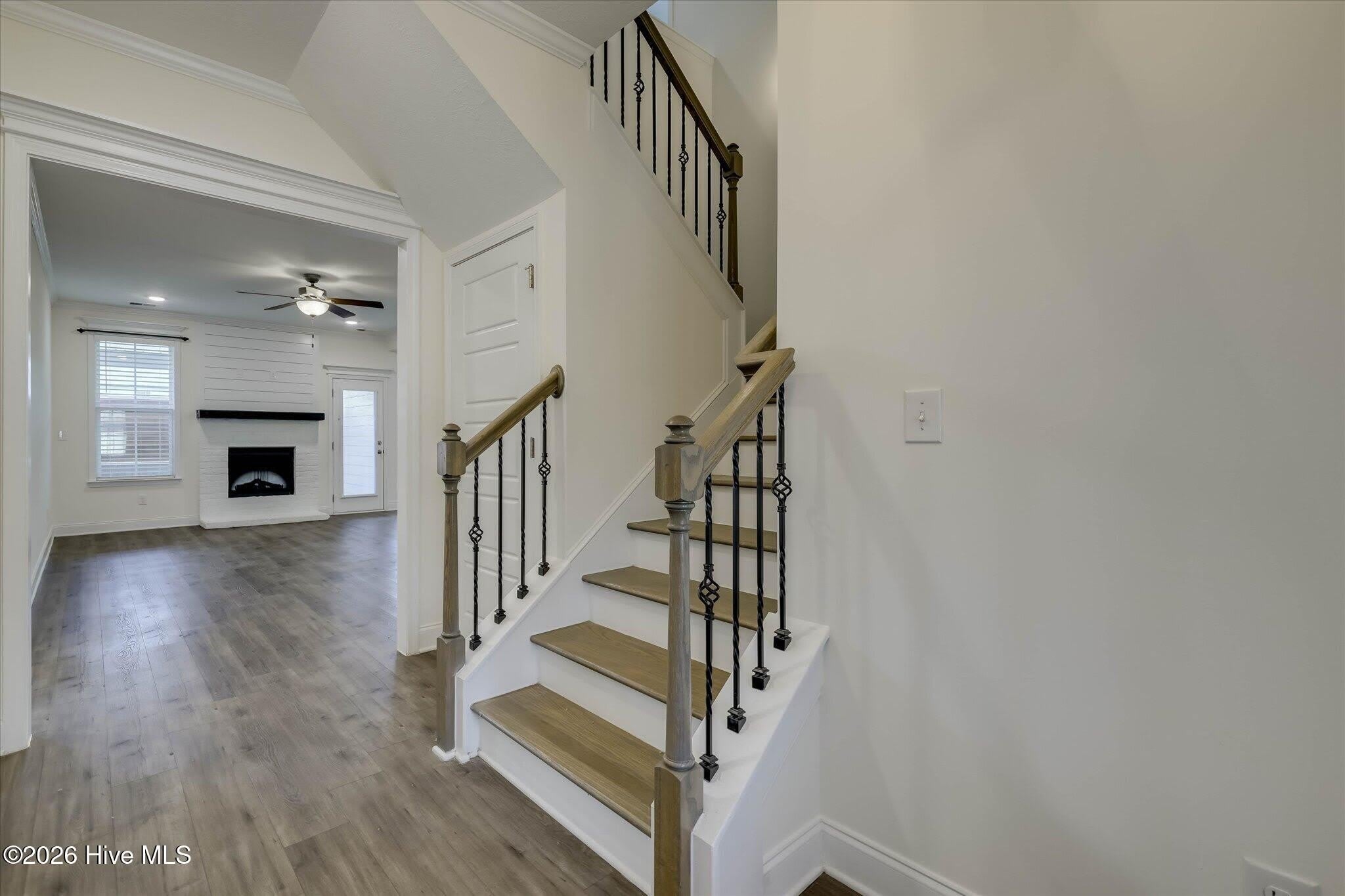 711 Courtland Lane – photo 5