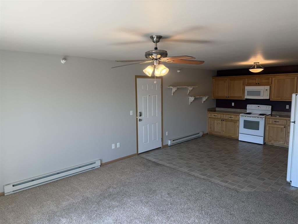 2844 Kent Ave – photo 3