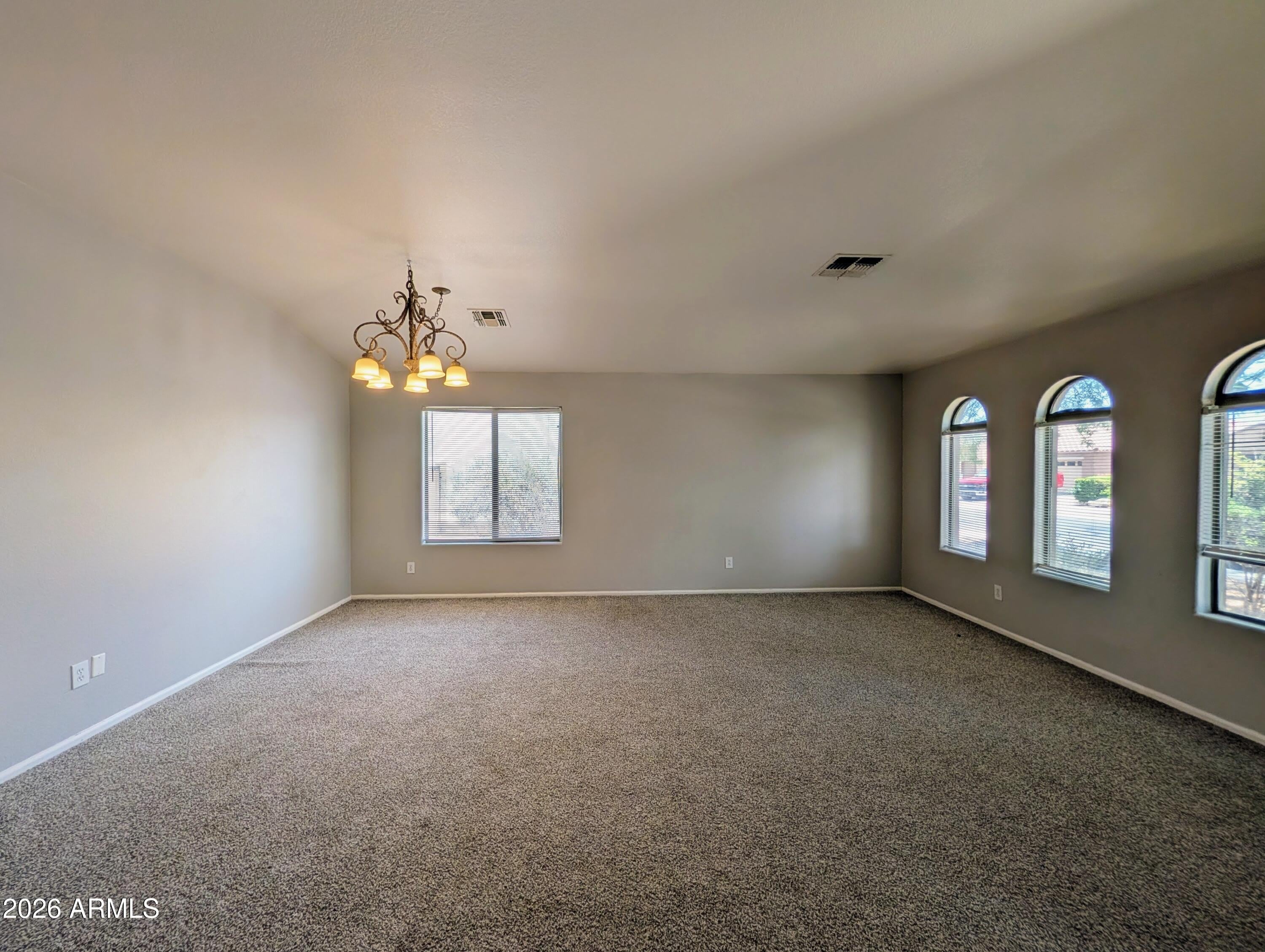 738 E SADDLE Way – photo 3