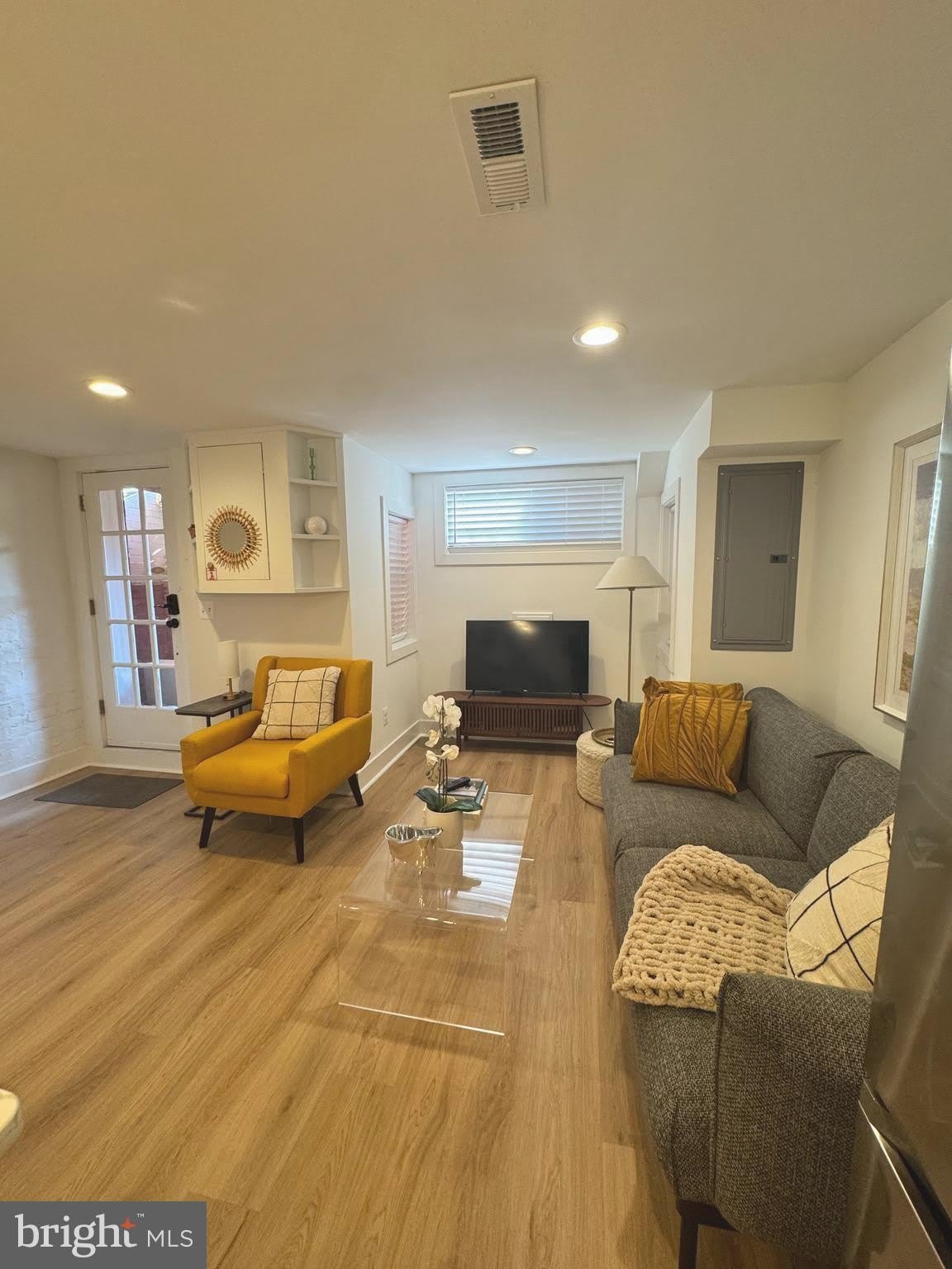 143 13Th Street Ne – photo 1