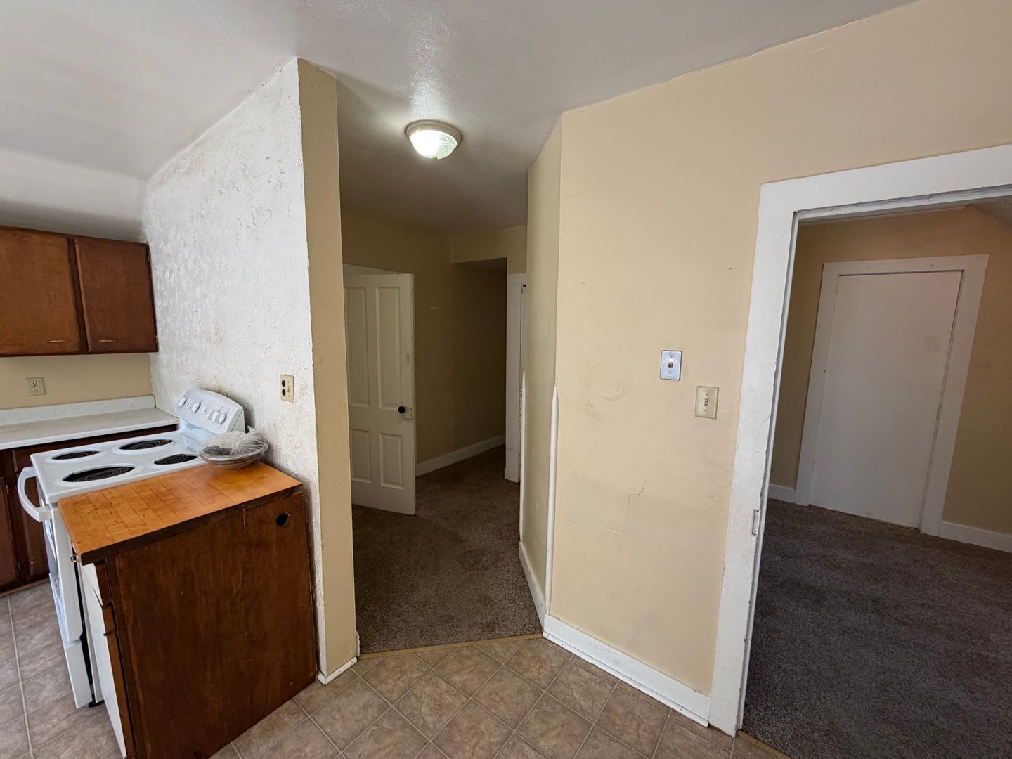 140 E. 1st Street – photo 3