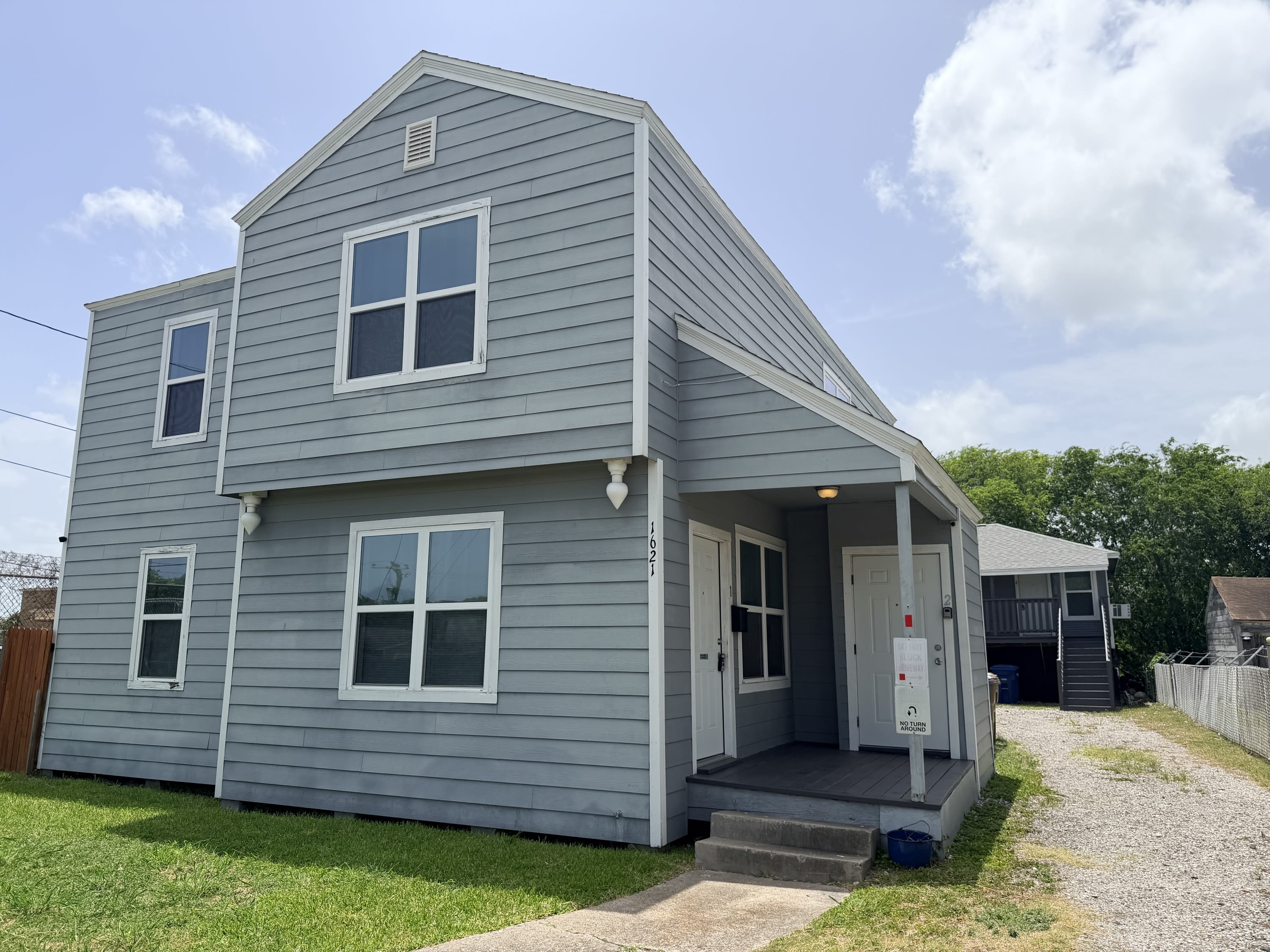 1621 6Th Street 2 – photo 1