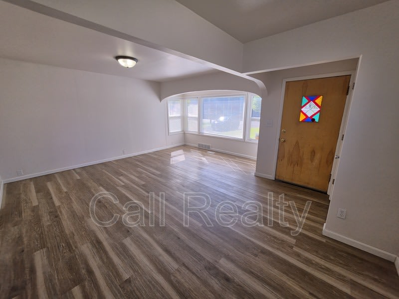 19019 E Alki Ave – photo 2