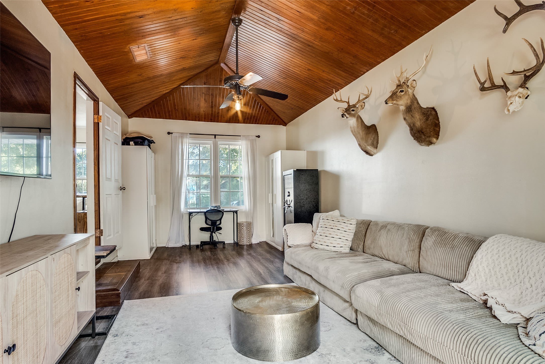 910 Norton Street – photo 5