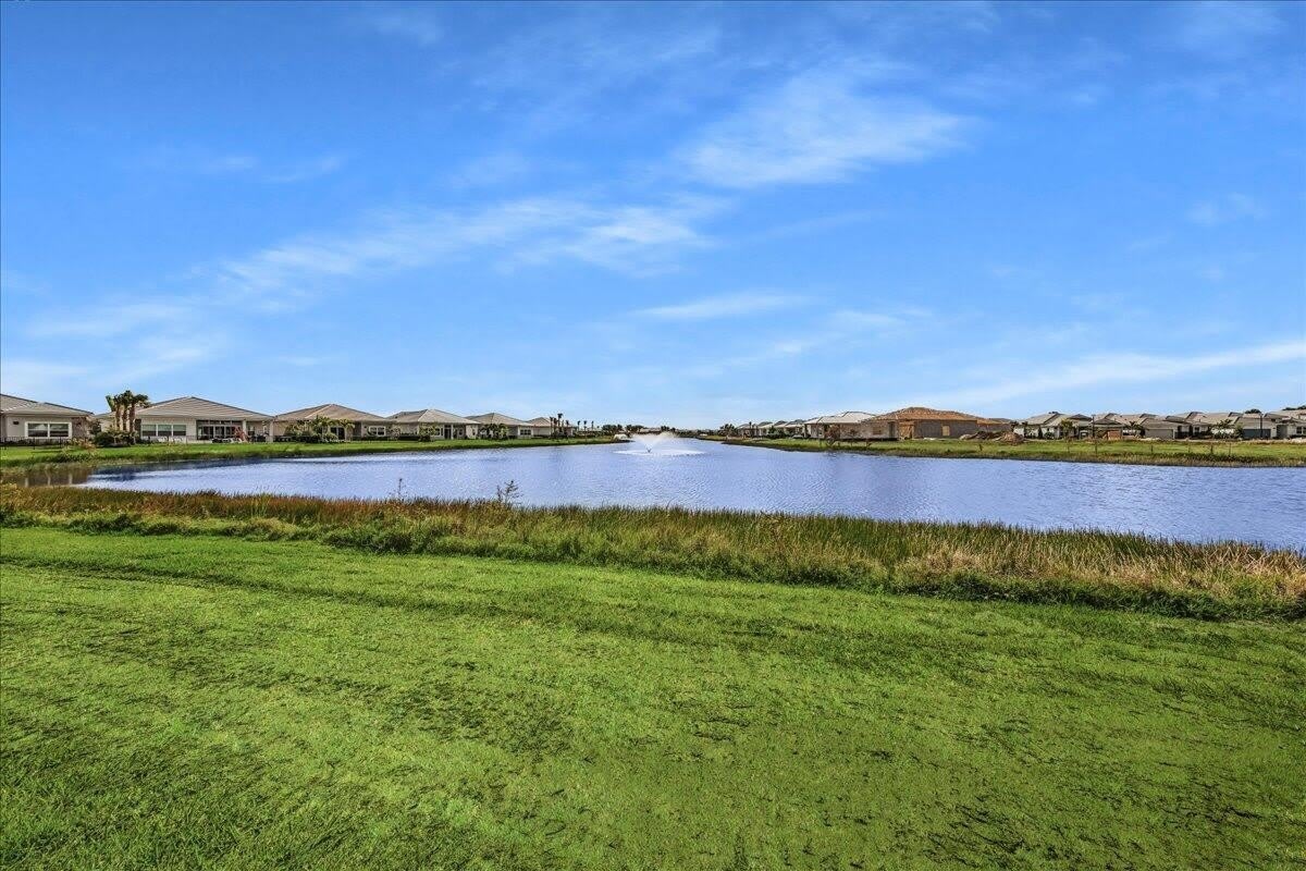 10161 TIMBER CREEK Way – photo 2