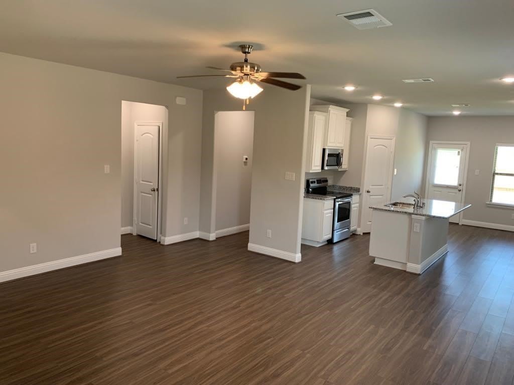 1414 Warringwood Drive – photo 3