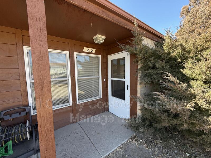 212 Norma Ct – photo 3