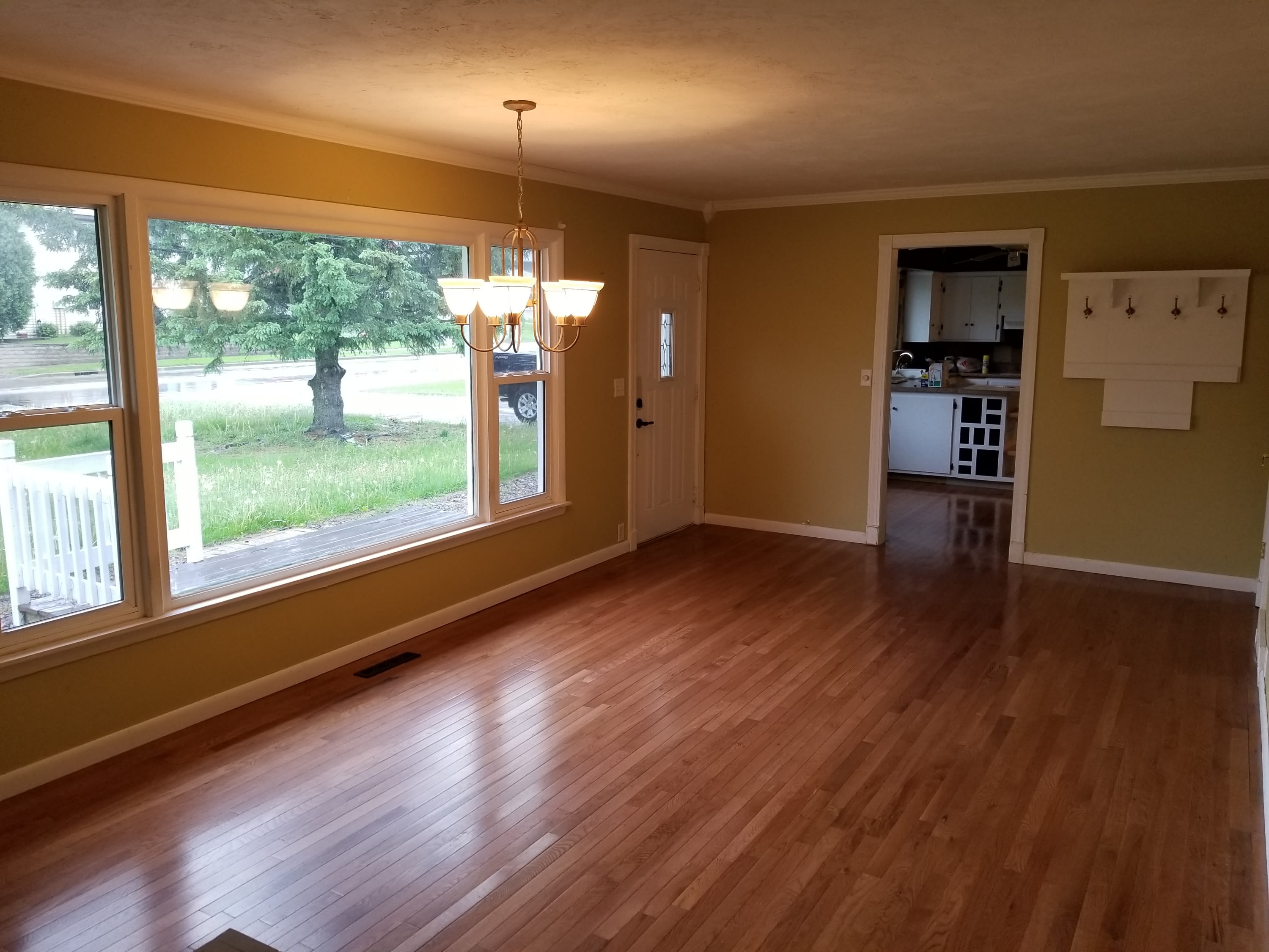 1204 3rd Street East – photo 3