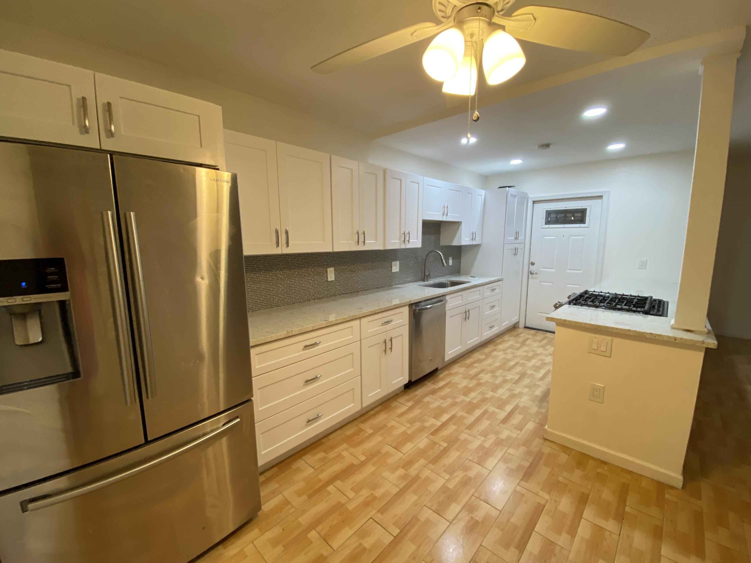 250 SW 7TH Street – photo 4