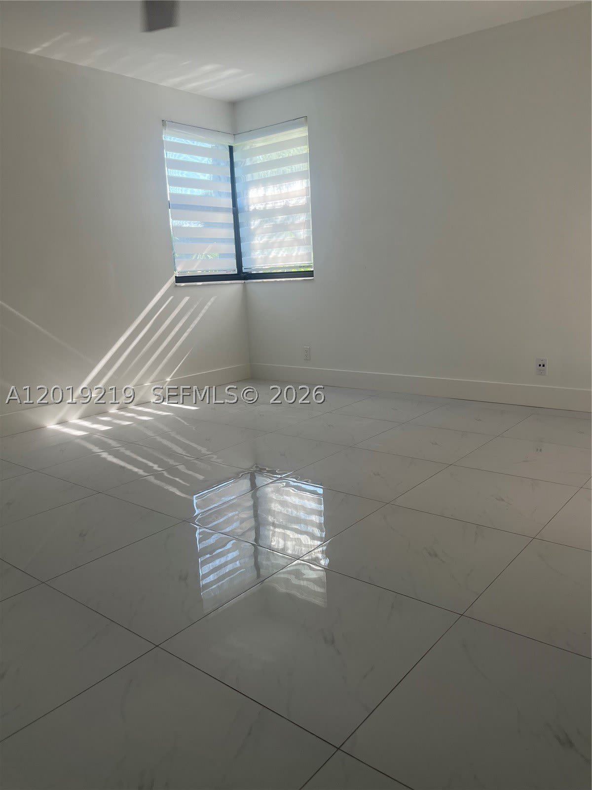10121 W Sunrise Blvd – photo 4