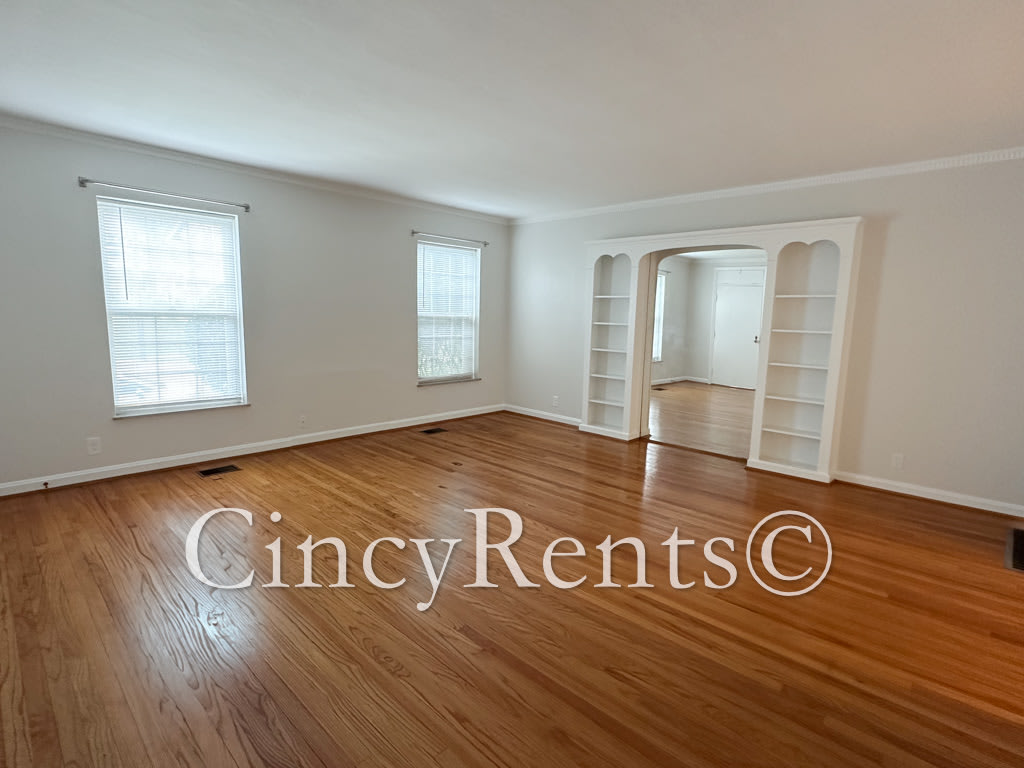 1118 Delta Ave – photo 4