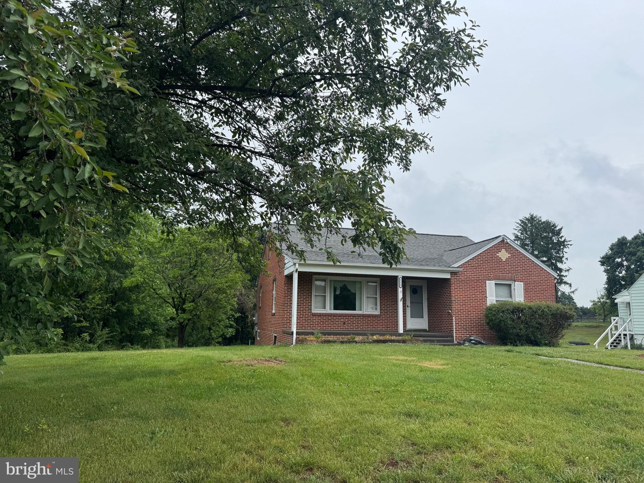 1123 SHEPHERDSTOWN Road – photo 3