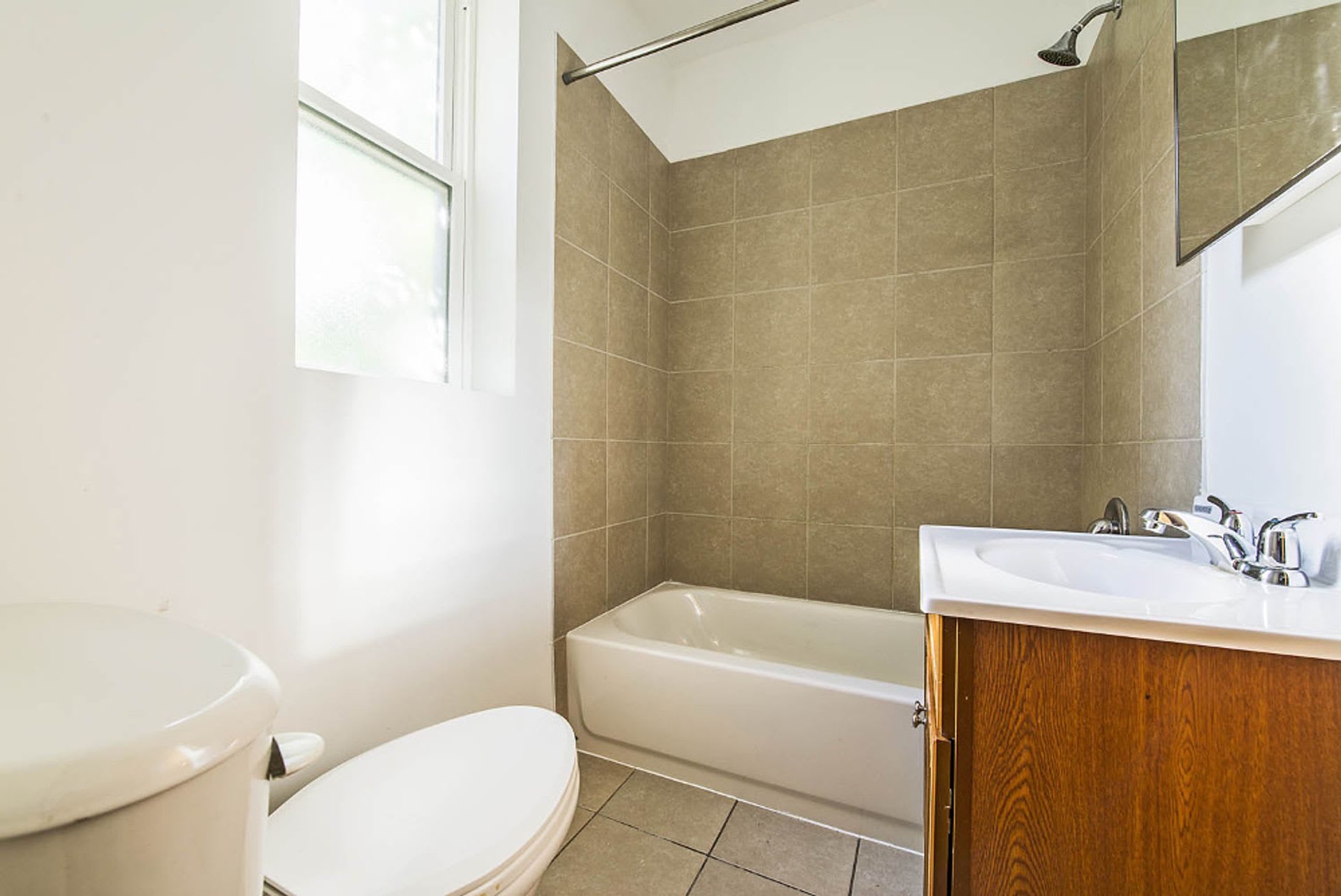 723-25 N Central Ave – photo 2