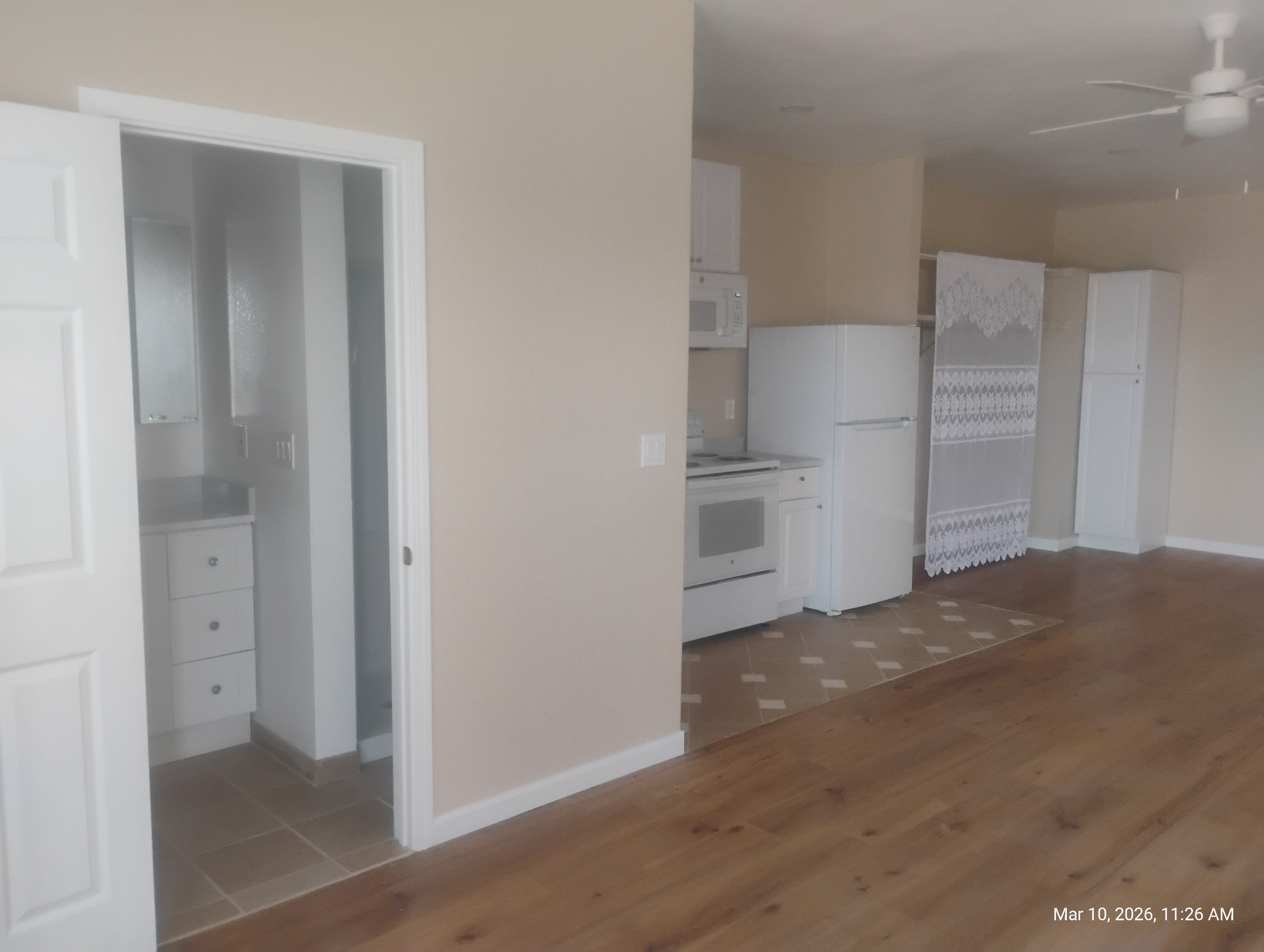 118 West Clausen Road – photo 5