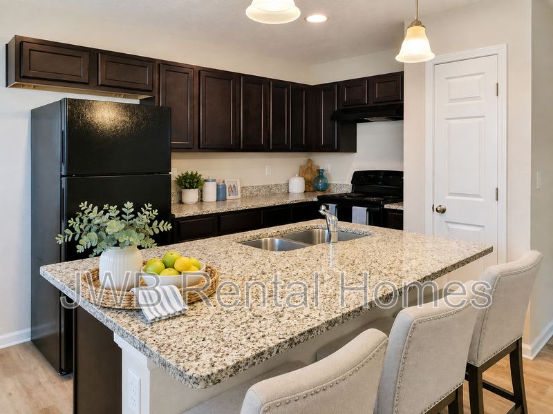 8509 Berry Ave – photo 3