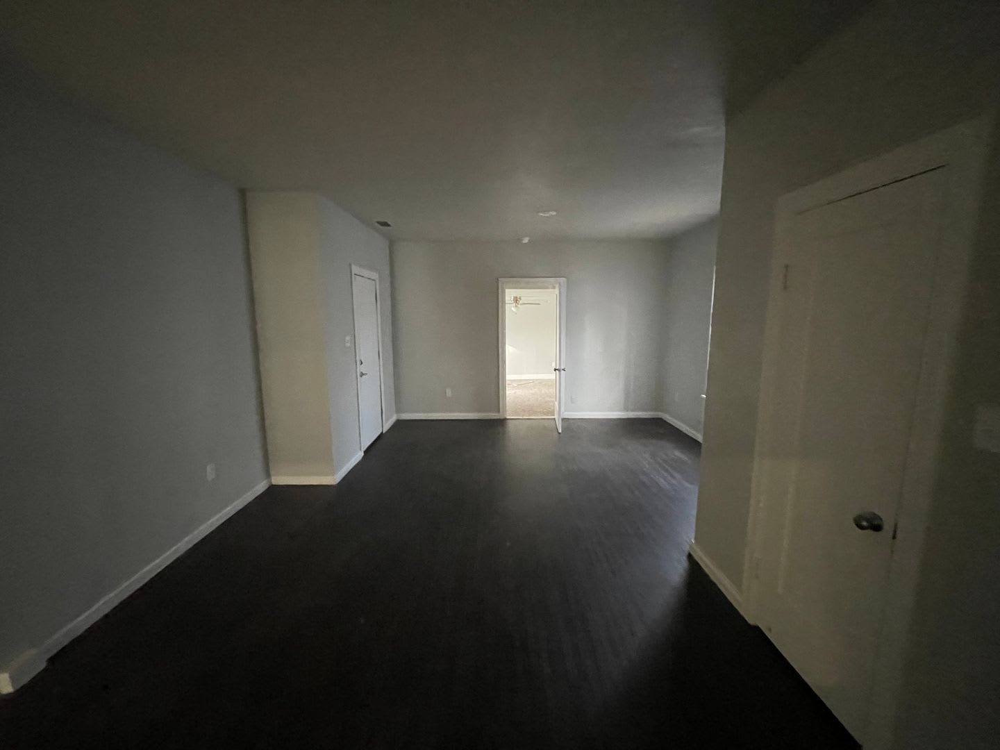 5 bedroom, 2 bath – photo 5