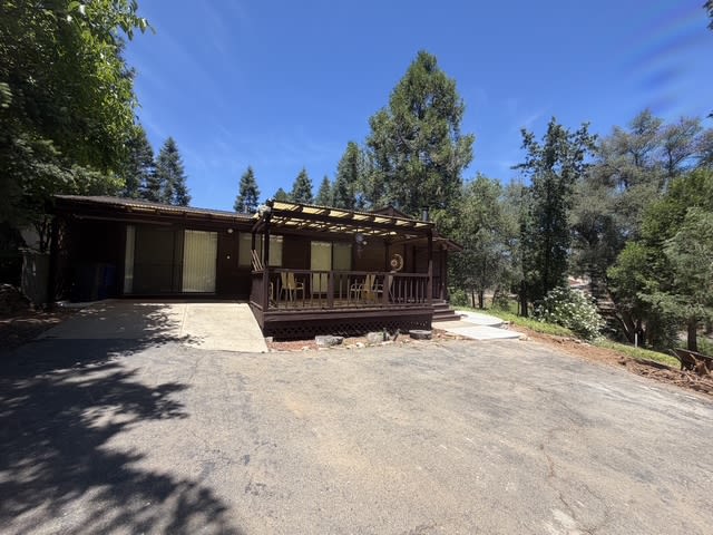 1355 Jackson Gate Rd – photo 2