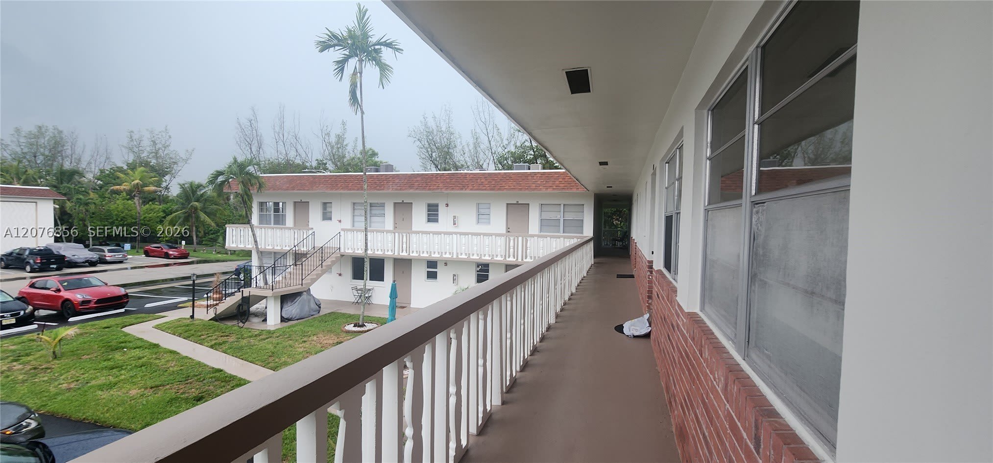 1555 N 12Th Ct – photo 2