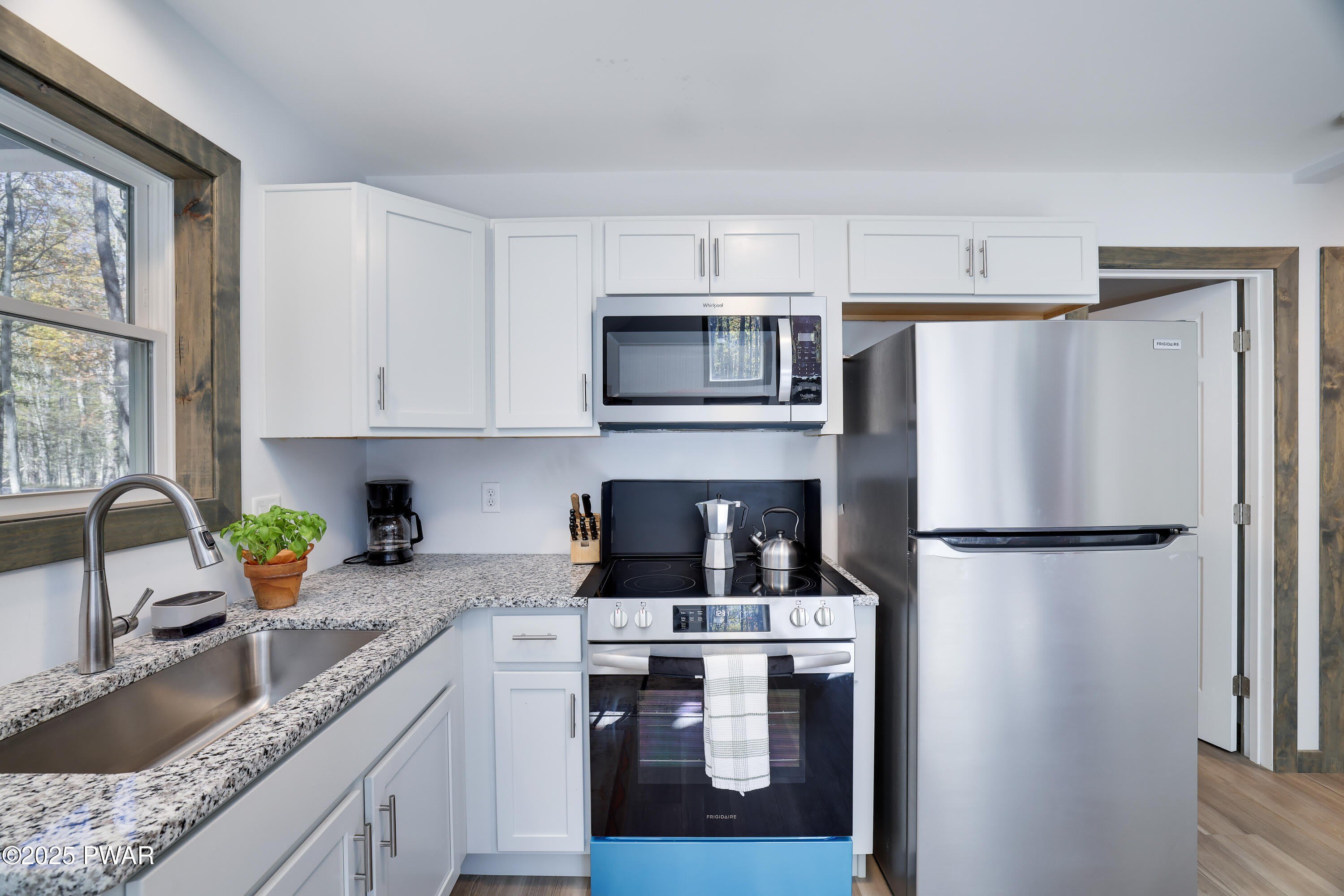 1121 Cobblewood Road – photo 5
