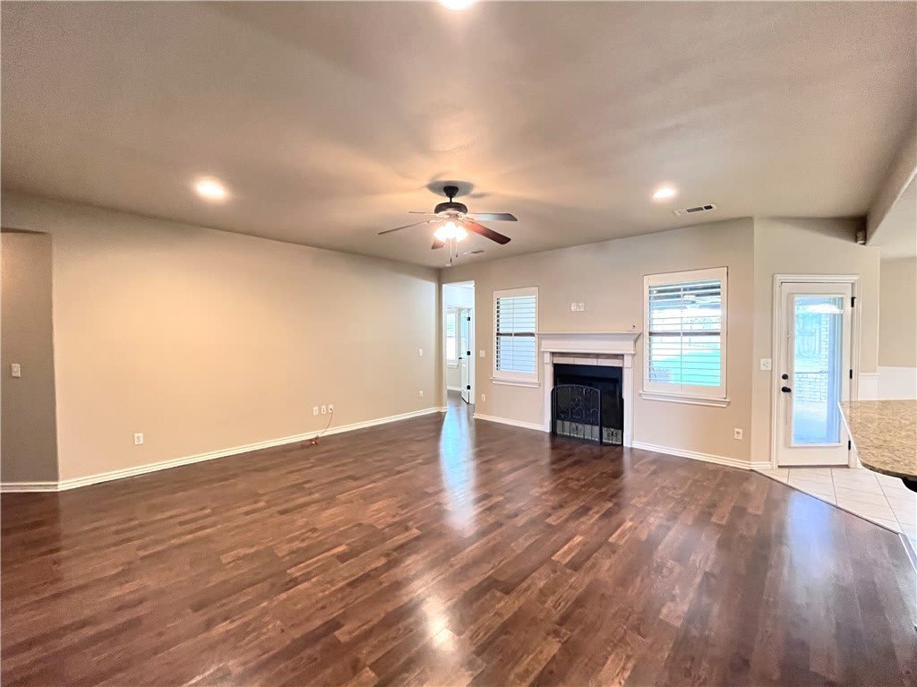 4901 SW Energy Avenue – photo 5