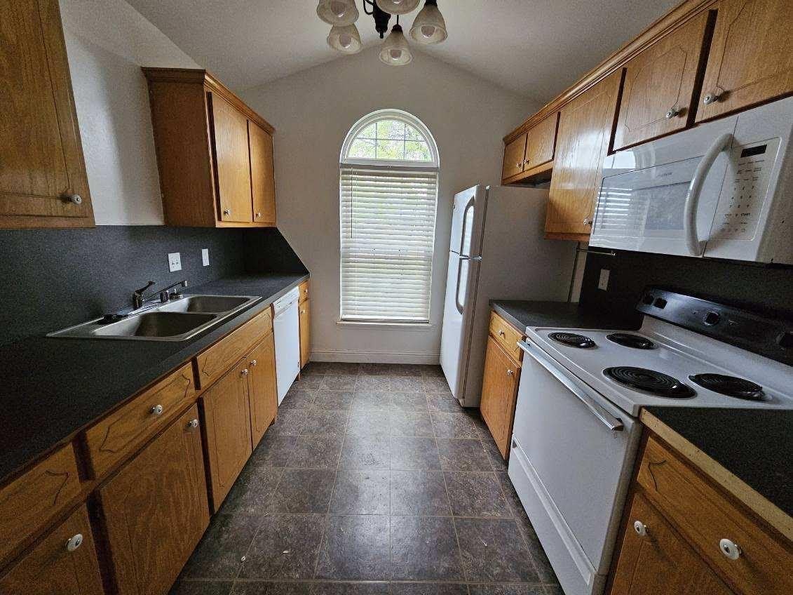 6119 8th Street – photo 4
