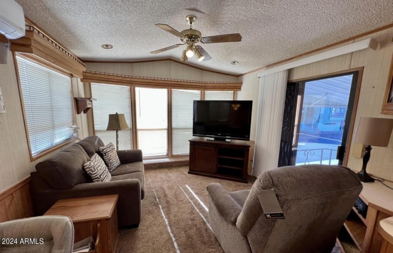 210 E Mesa Drive – photo 5