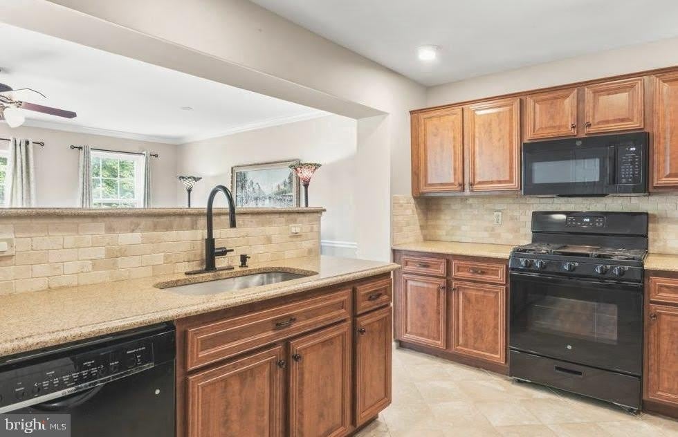 133 Vernon Court – photo 4