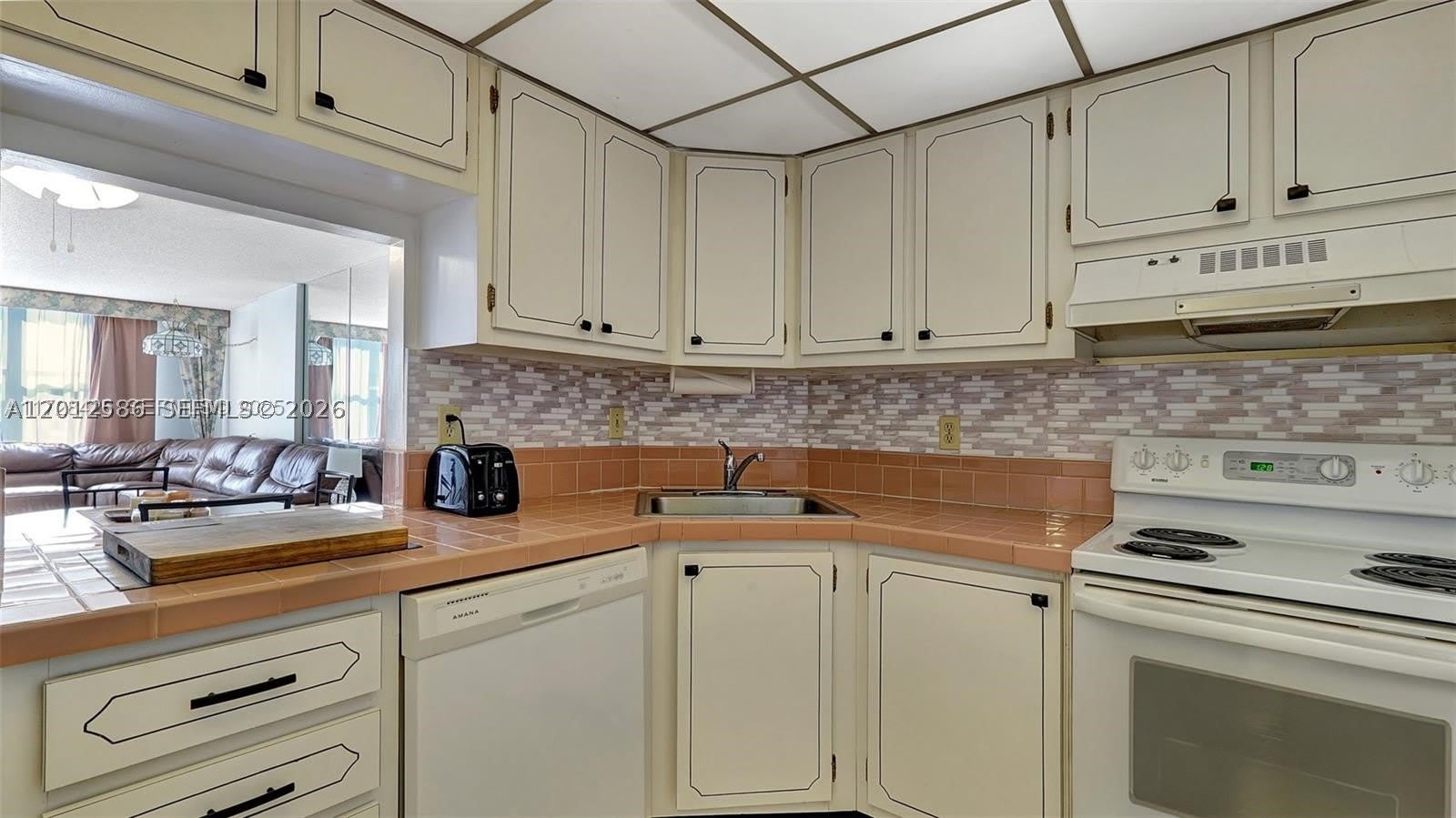 3015 N Ocean Blvd – photo 4