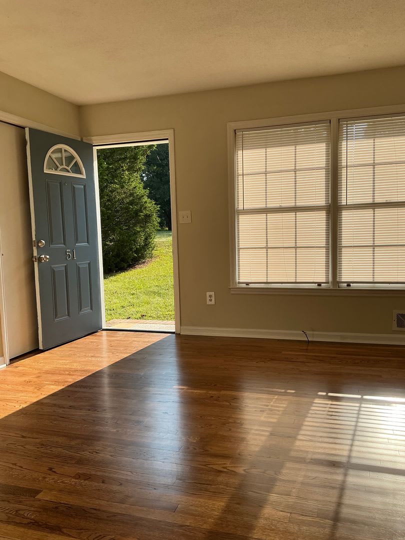 3 BR/ 2 BA Close to Downtown Watkinsville & Wire Park! – photo 2