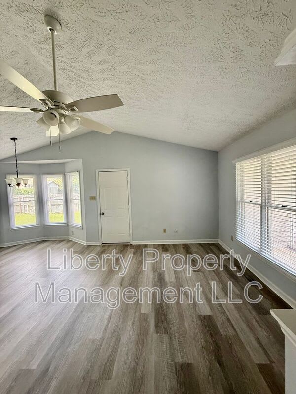 1222 Skyline Dr. – photo 5