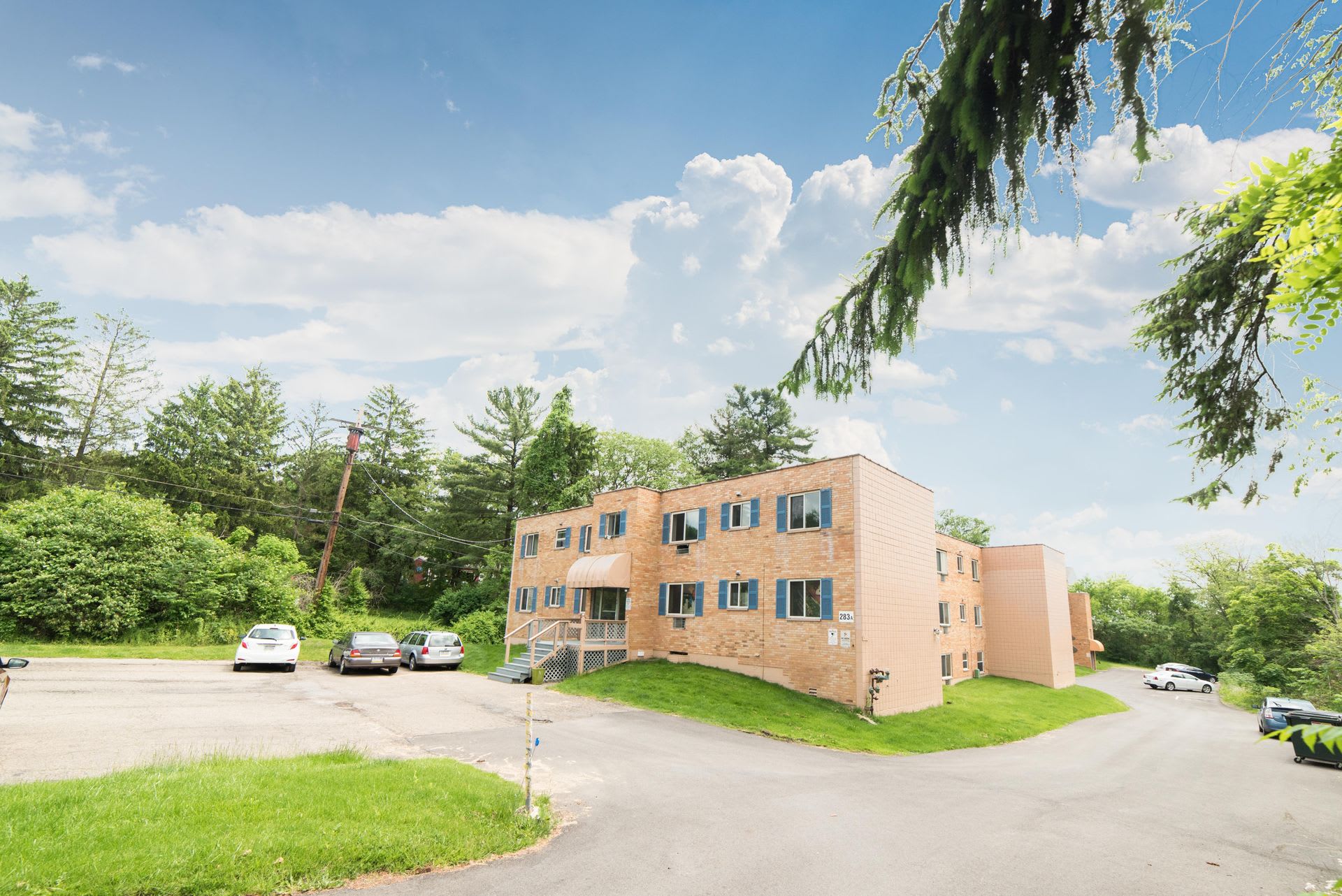 Colonial Commons – photo 1