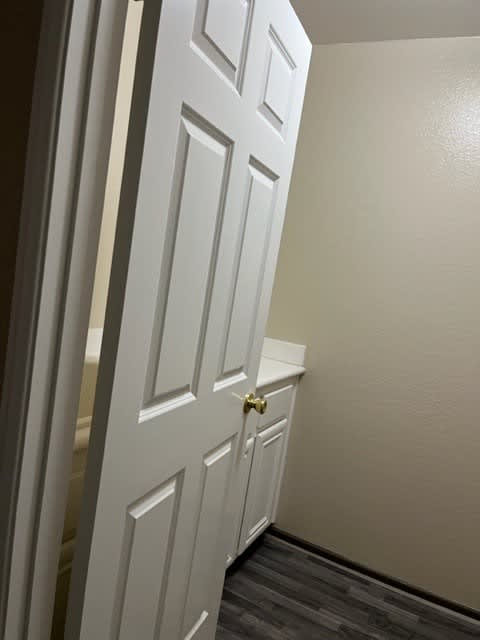 7050 James River Drive – photo 2