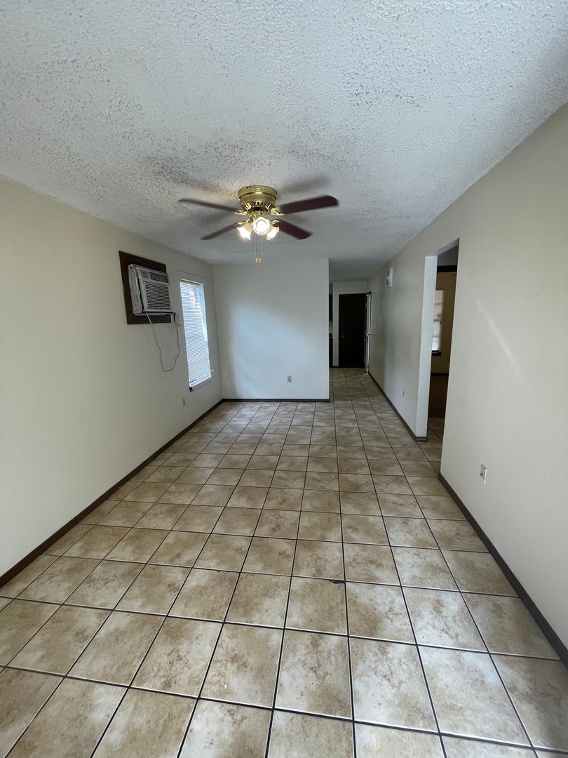 2319 Elm Park Drive; 2BR-1BA – photo 5