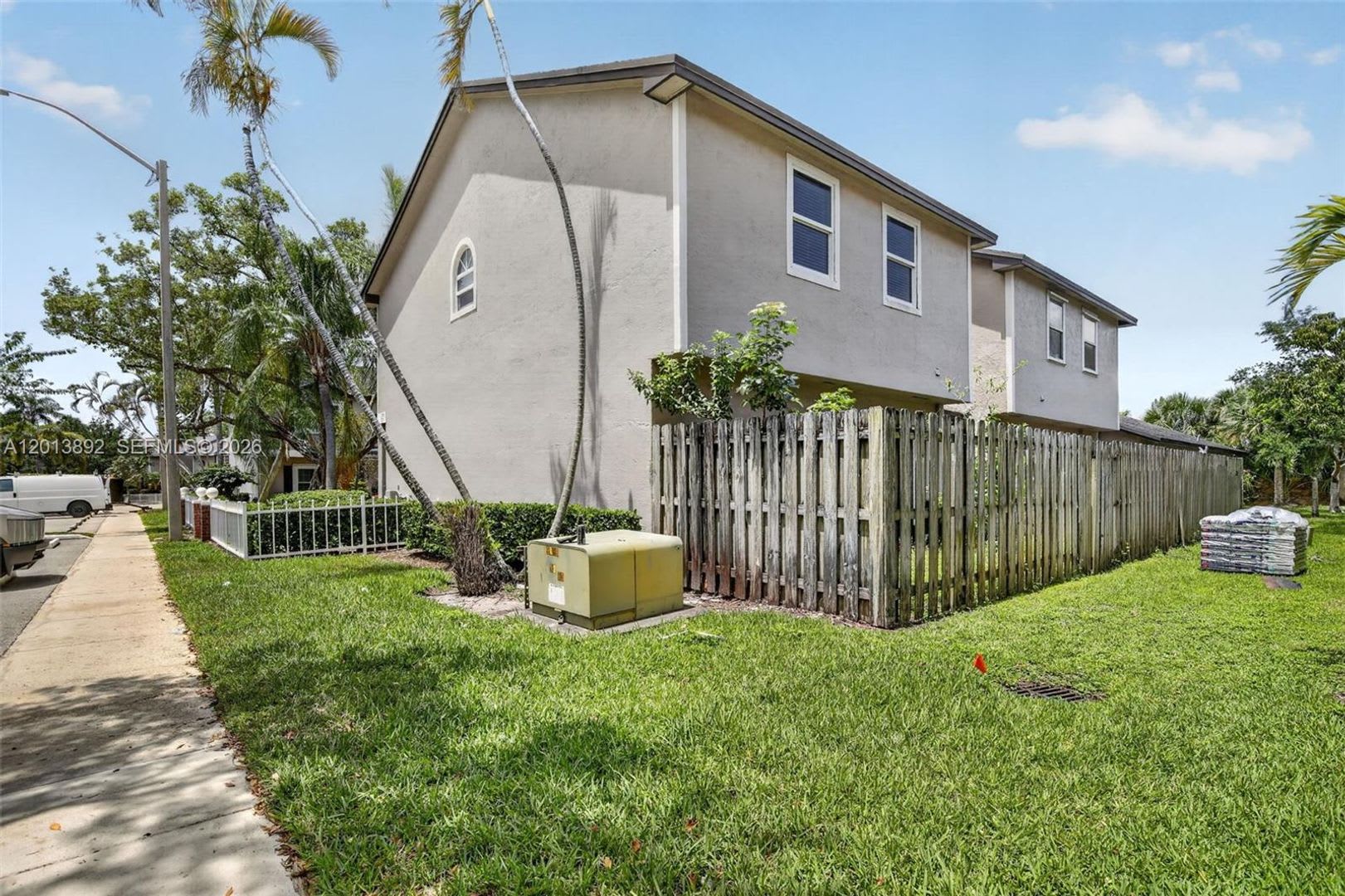3815 NW 122ND TER SUNRISE, FL 33323 – photo 2