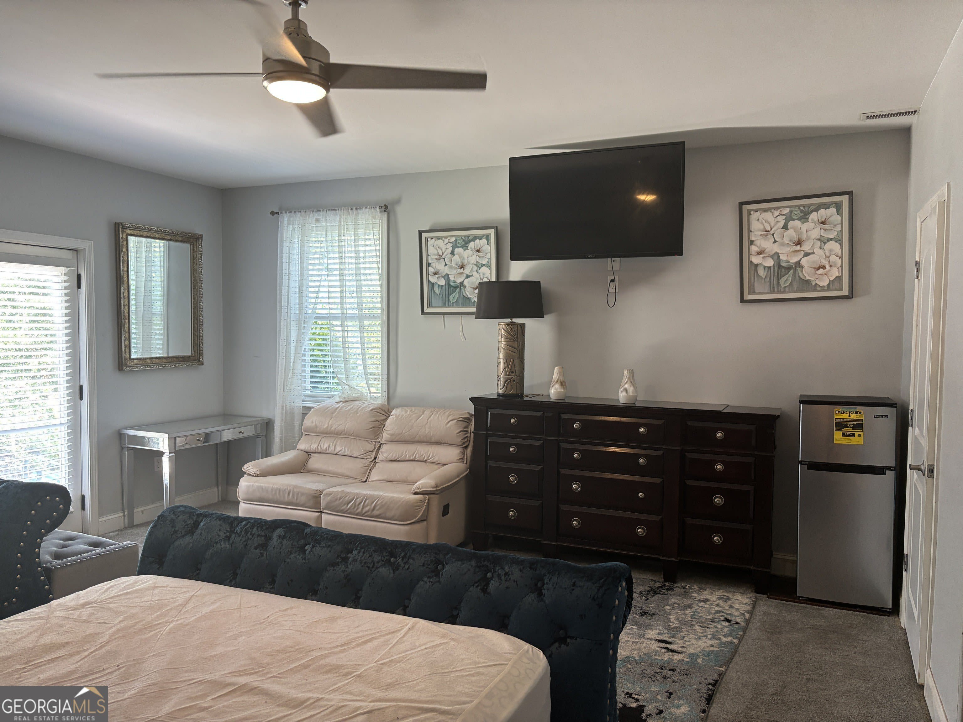 341 Warick Place – photo 2
