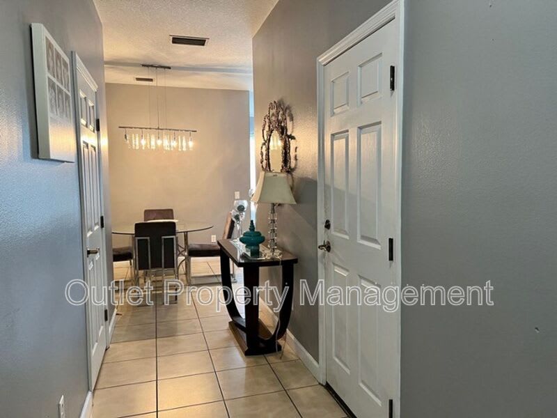 316 Coral Beach Circle – photo 2