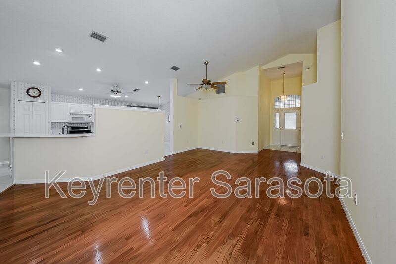 2014 Wasatch Dr – photo 4